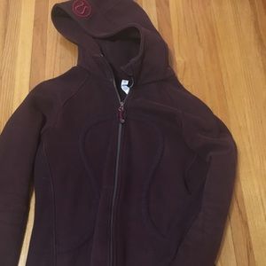 Lululemon scrub sweater